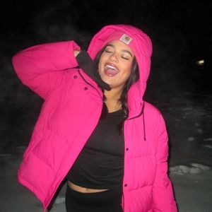 Meet your Posher, Kayla